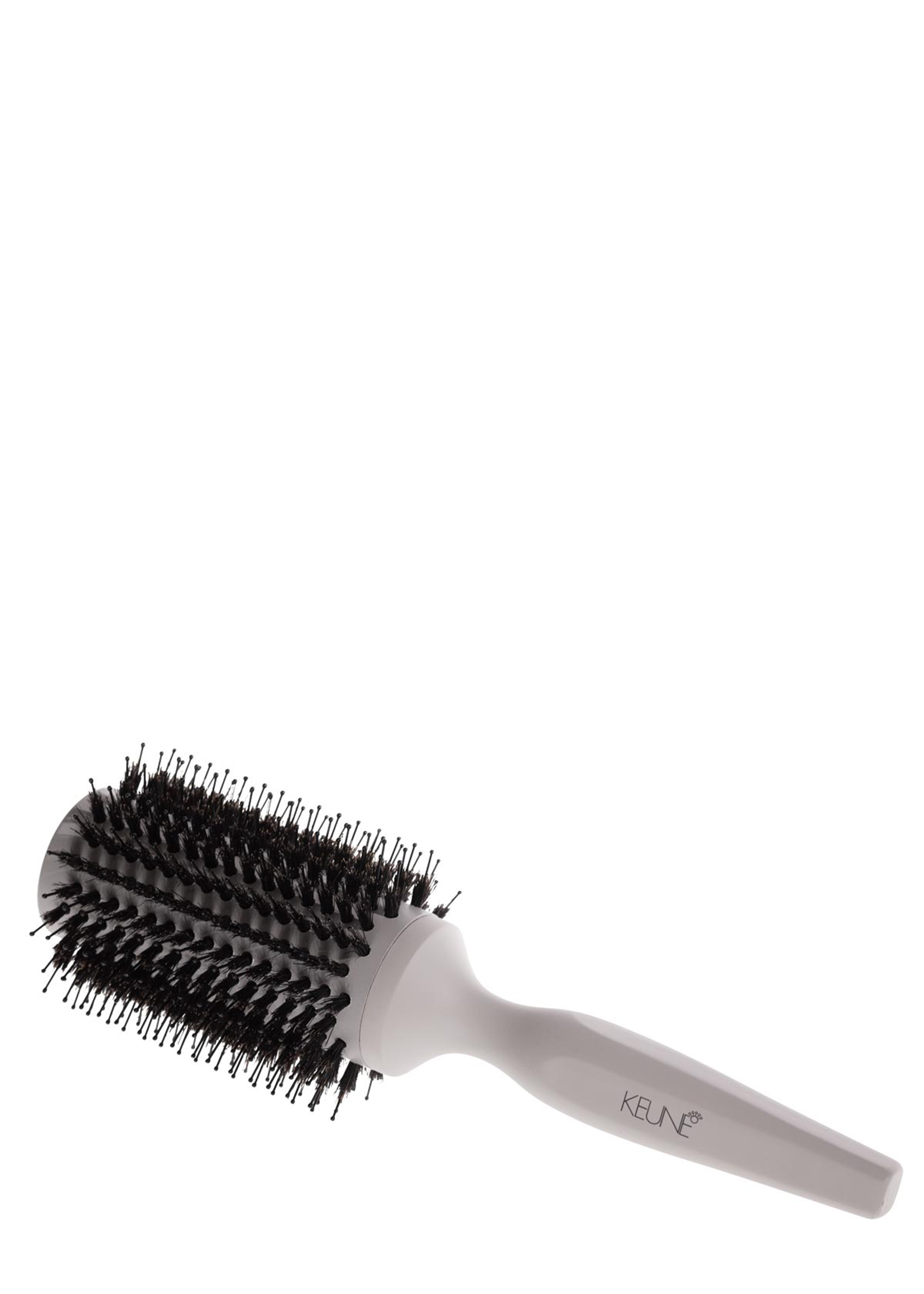 KEUNE THERMAL BRISTLE BRUSH 43MM is professional hairbrush for exceptionally smooth blowouts and volume hairstyle. Hairbrush smooths and polishes the hair. Now available on keune.ch.